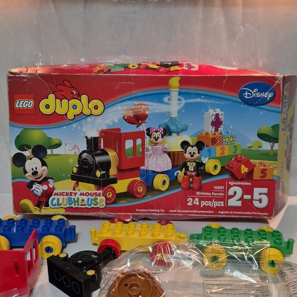 Lego duplo Disney Mickey Mouse Club House. Ages 2-5 New Box Has A Lot Of Wear